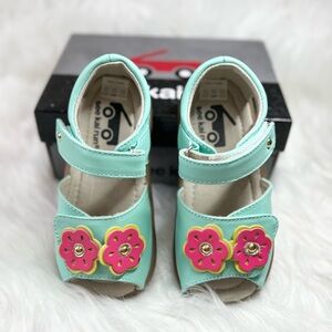 see kai run girl shoes US 8, EU 24